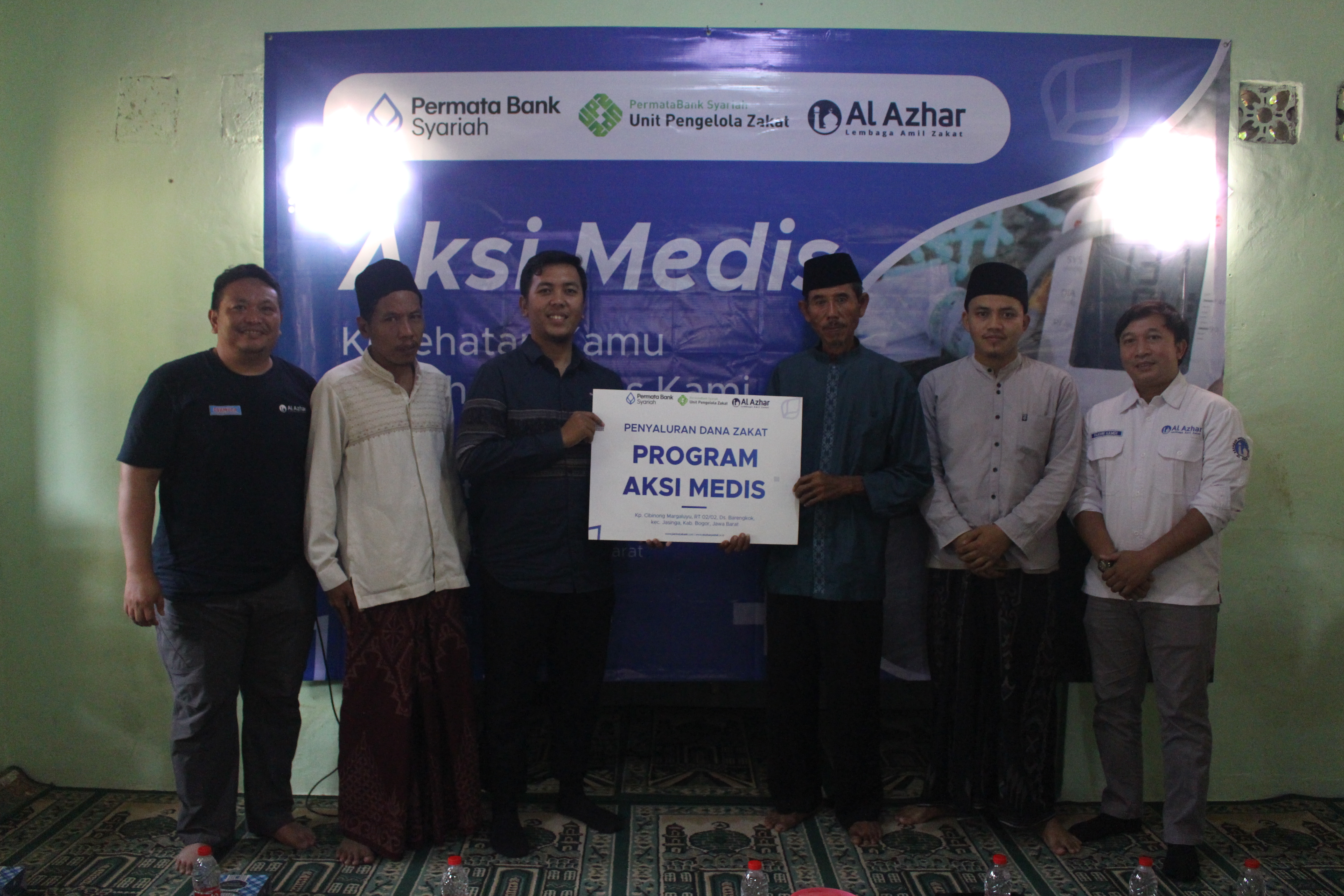 Peduli Kesehatan Masyarakat Pelosok, UPZDK Permata Bank Syariah dan LAZ Al Azhar Gelar Aksi Medis 